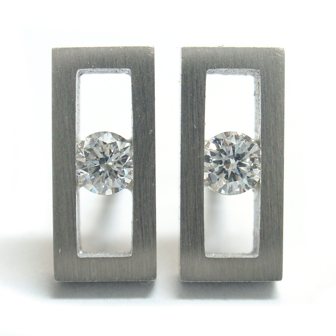 Design-Ohrringe in Weißgold Design-Ohrringe in Weißgold