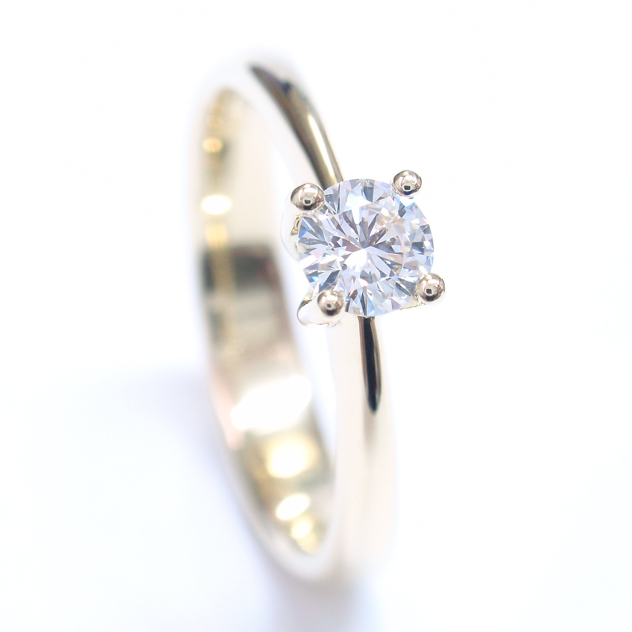 Klassisch eleganter Damenring-Verlobungsring-Antragsring Klassisch eleganter Damenring-Verlobungsring-Antragsring