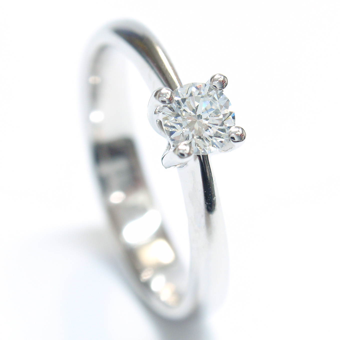 Klassischer Brillant Engagementring - Verlobungsring