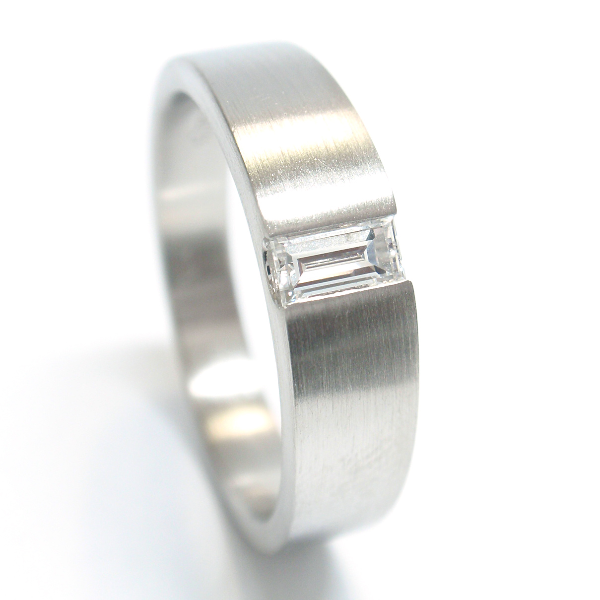 Platin-Diamantbaguette-Ring